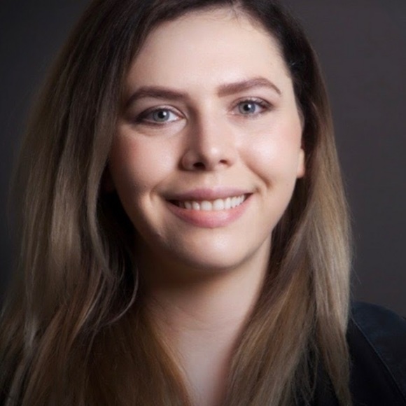 Meet your Posher, Kirsten - Picture 1 of 1